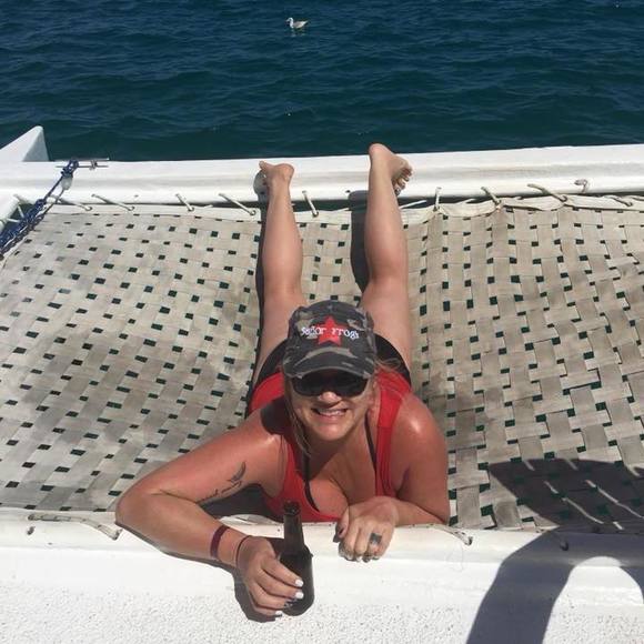 Meet your Posher, Lisa - Picture 1 of 1